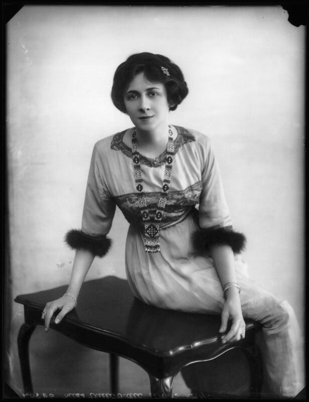 Valli valli (née valli knust) npg x101931