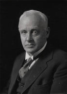 James Gunson Lawn NPG x90210