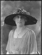 Edith (née Leatham), Lady Hamond-Graeme NPG x37470