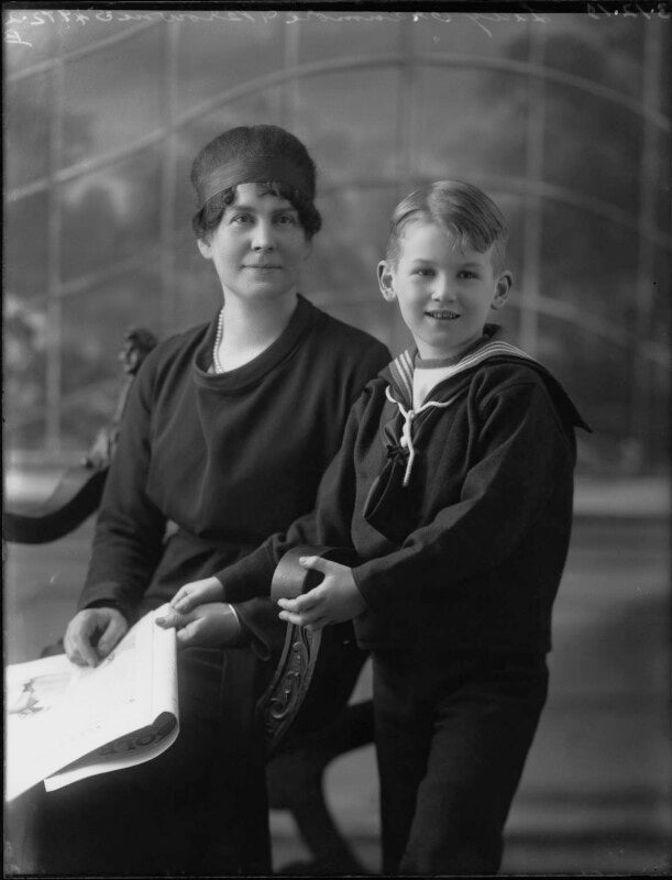 Olwen verena (née ponsonby), lady oranmore and browne; hon. geoffrey charles myles browne npg x158287