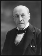 Sir Anthony Hope (Anthony Hope Hawkins) NPG x18553