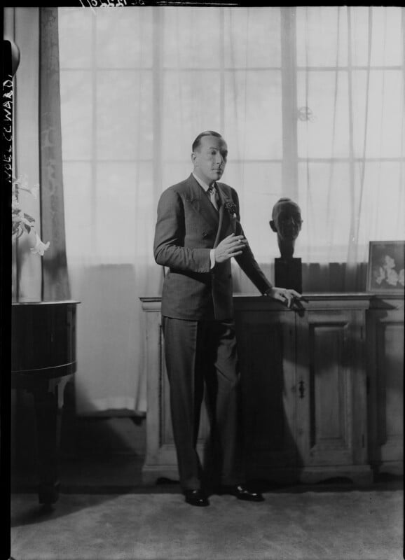 Noël coward npg x11070
