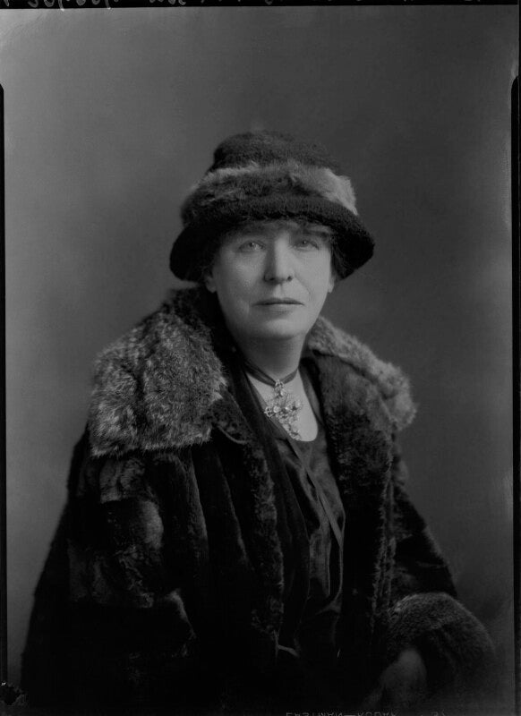 Lucy lane clifford npg x41412