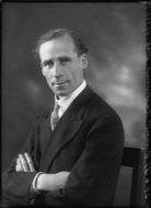 Ernest Raymond NPG x26681