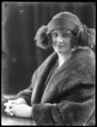 'Muriel Beaumont', Lady Du Maurier NPG x75267