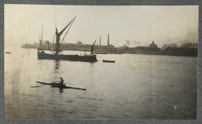View of rome from the river tiber npg ax140405