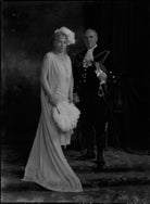 Bessie (née Parker), Lady Batho; Sir Charles Albert Batho, 1st Bt NPG x69048