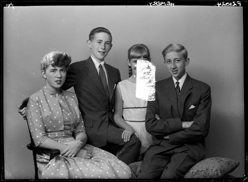 David Hemery, with his brother and two sisters NPG x82513