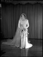 Bettyne Ione (née Everard), Lady Butler (later Mrs Spencer) NPG x154170