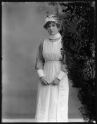 Flora Le Breton NPG x103093