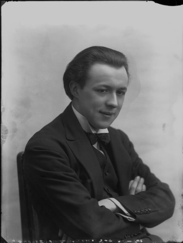 Sir derwent hall caine npg x30853