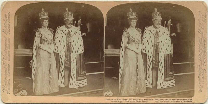 'the crowned king edward vii and queen alexandra in coronation robes, on their return from westminster abbey, buckingham palace, london' npg x131829