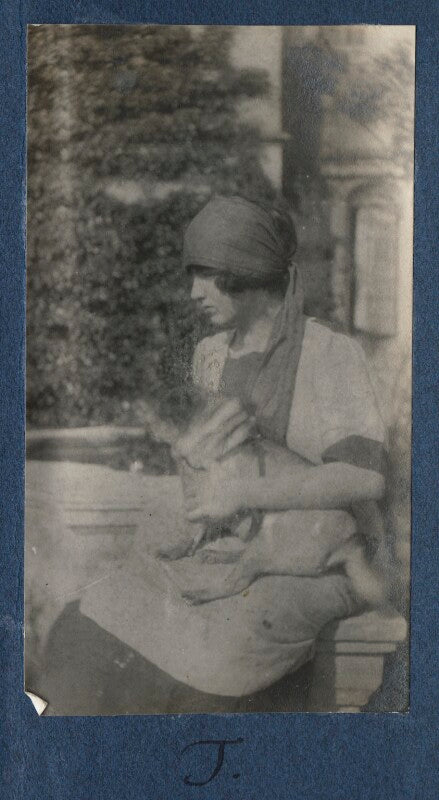 Julian vinogradoff (née morrell) with her pug soie npg ax141222