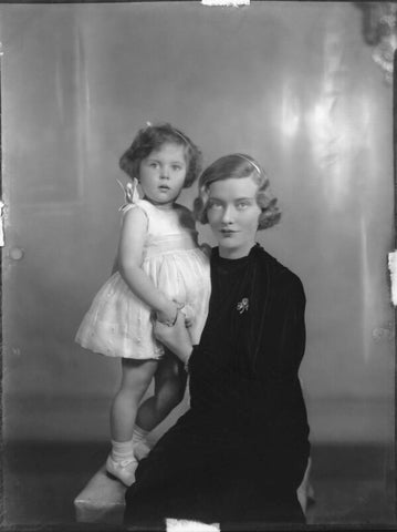 Lady Caroline Blackwood; Maureen Constance Hamilton-Temple-Blackwood (née Guinness), Marchioness of Dufferin and Ava NPG x34688