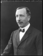 Sir Hugo Cunliffe-Owen, 1st Bt NPG x121074