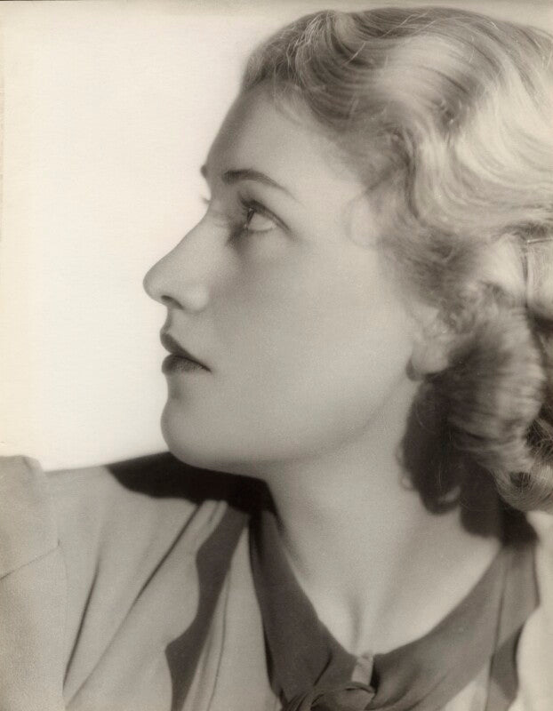 Pearl hay npg x83072