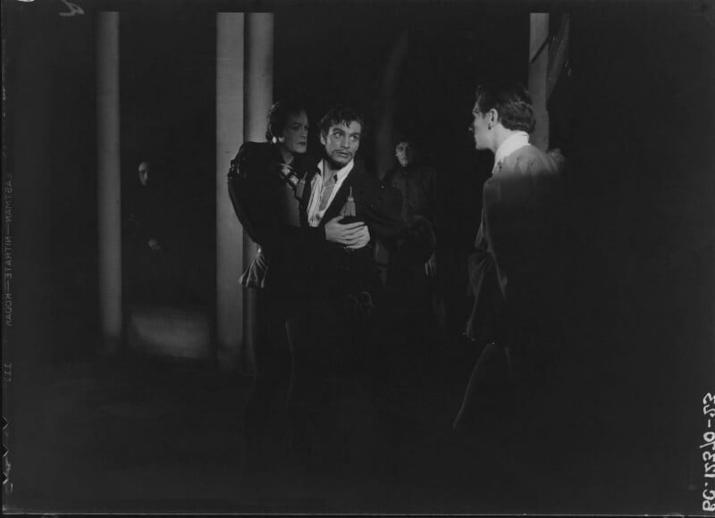 John gielgud; glen byam shaw; laurence olivier npg x14511