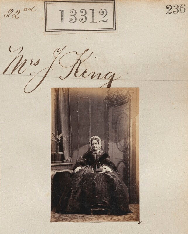 Mrs j. king npg ax62945