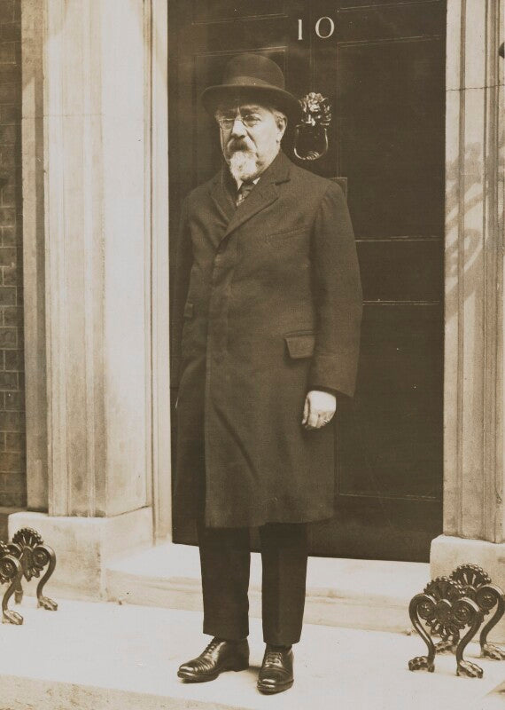 'the budget' npg p1292(80)