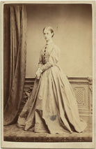 (Marion) Edith Hunt (née Waugh) NPG x18681