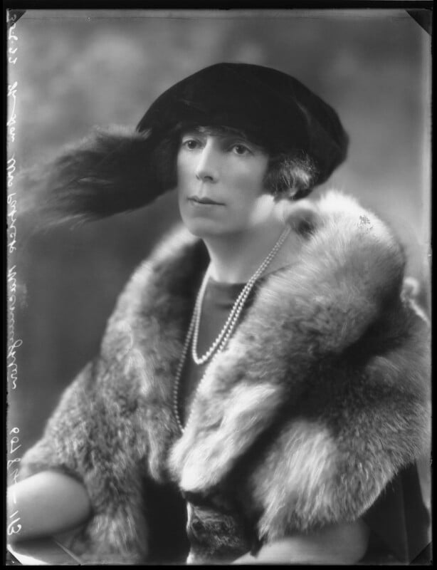 Sybil torbock macnaghten (née graham, later mrs gerald aylmer) npg x121725