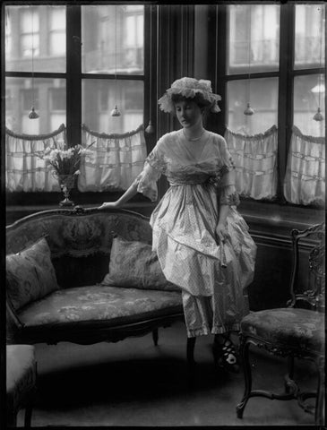 'In her drawing room' (Gladys Helen Rachel (née Goldsmid), Lady Swaythling) NPG x158811