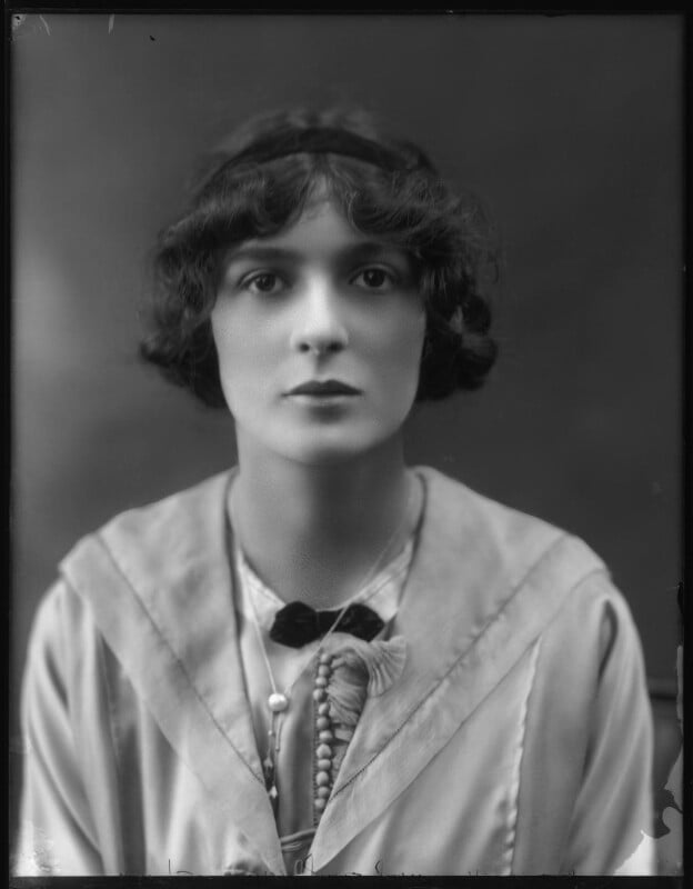 Julia james npg x101962