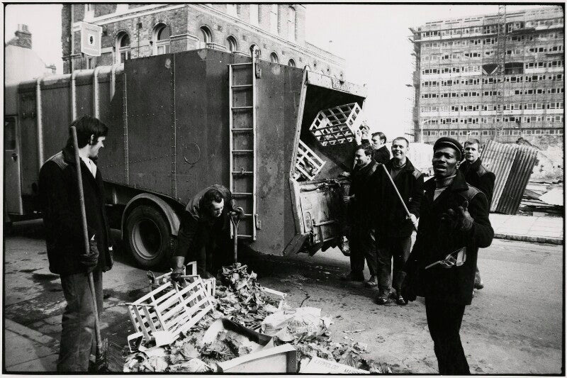 Seven unknown dustmen npg x210300