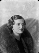 Winifred Alice d'Anyers (née Willis), Countess de Salis NPG x179321