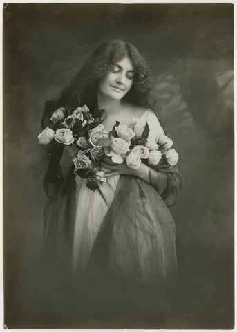 Sybil Noel (née Graham) NPG x84239