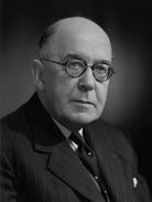 Sir Brett Mackay Cloutman NPG x170354