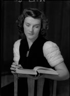 Megan Taylor NPG x30739