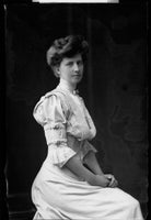 Ivy Muriel (née Dundas), Lady Chamberlain NPG x81468