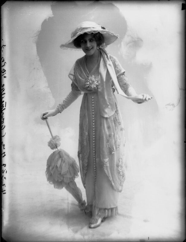 Dame (esmerelda) cicely courtneidge npg x32825