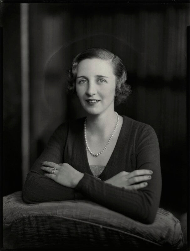 Coral angela leslie (née pinckard) npg x151627