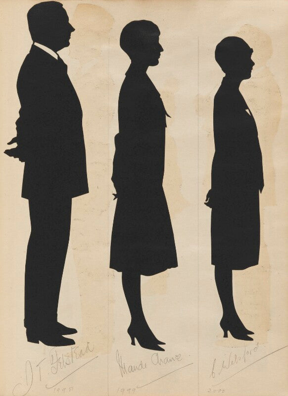 Tourists on the west pier, brighton npg d46919