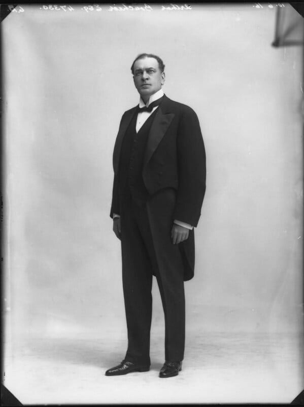 Arthur bourchier as crichton npg x32423