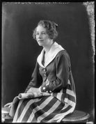 Marda Vanne (née Margaretha van Hulsteyn) NPG x101355