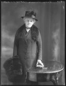 Marion (née Hubbard), Lady Loder NPG x120322