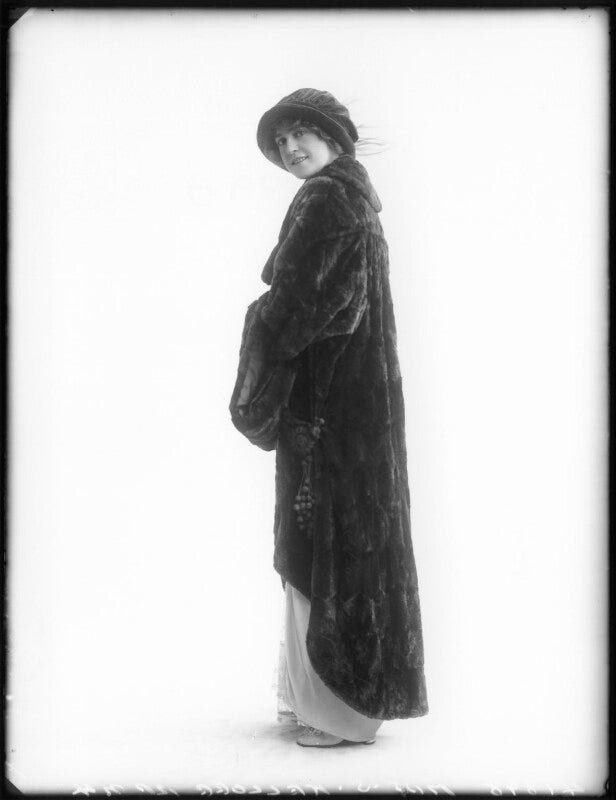 Shirley kellogg (mrs albert de courville) npg x101790
