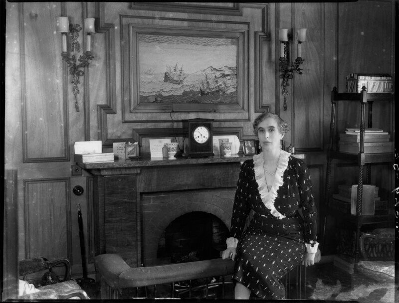 Lady (helen) cynthia colville (née crewe milnes) npg x154128