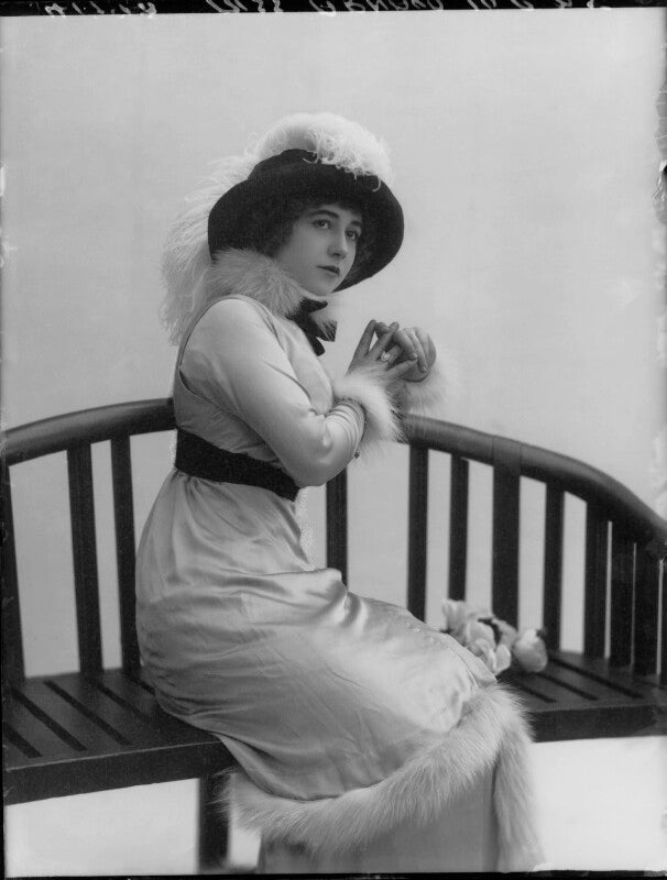 Yvonne arnaud npg x34945