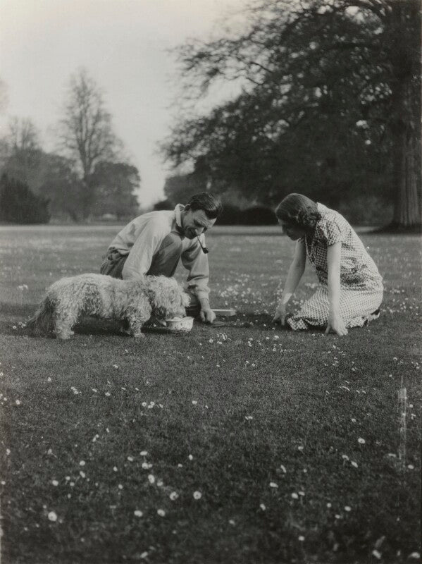 Siegfried sassoon; hester sassoon (née gatty) npg x46004
