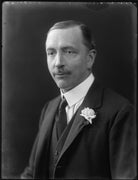 Sir Hugo Cunliffe-Owen, 1st Bt NPG x121072