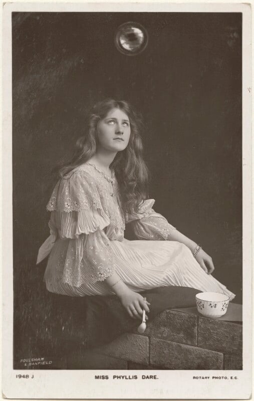 Phyllis dare npg x201028