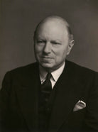 Sir John Elliot (né John Elliot Blumenfeld) NPG x167378