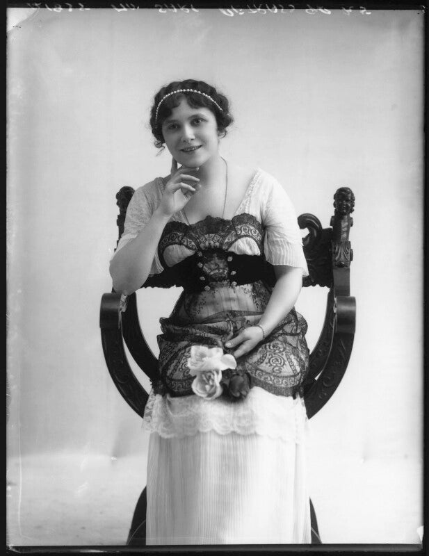 Sari petrass npg x102226