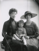 Duchess of Fife and family NPG x68964
