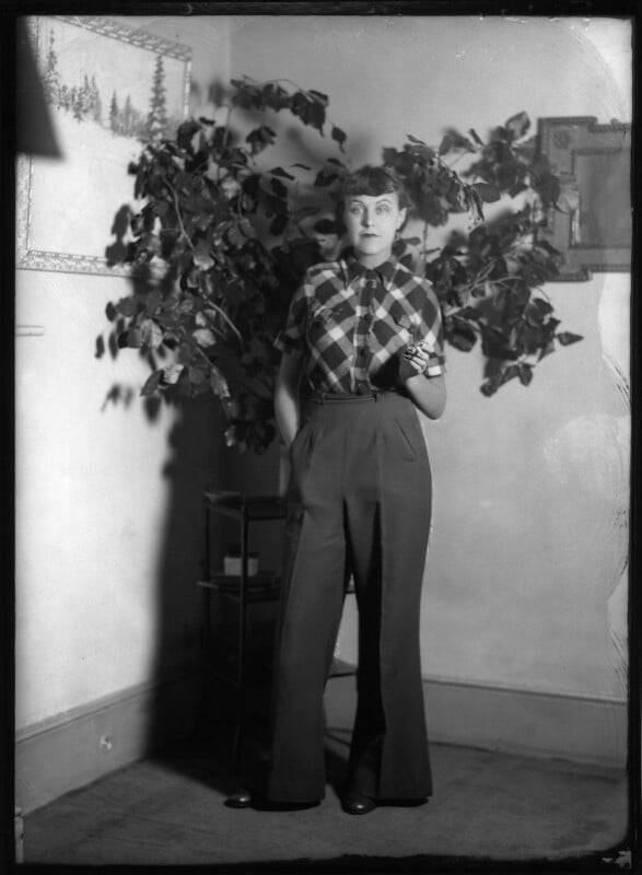 Noel streatfeild npg x26638