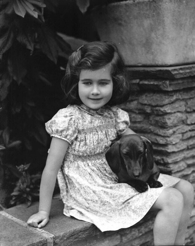 Carolyn anne holbrook (née skyrme) npg x78096